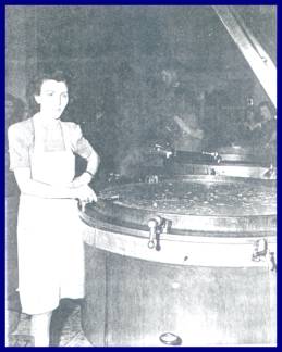 Two steam pots full of soup for Salzwedel survivors